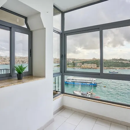 Luxurious Tigne Seafront Escape * Gzira