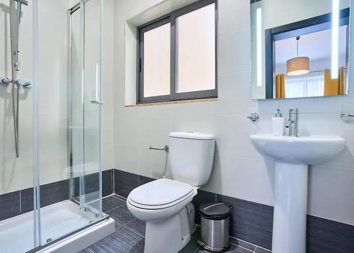 Lägenhet Luxurious Tigne Seafront Escape *