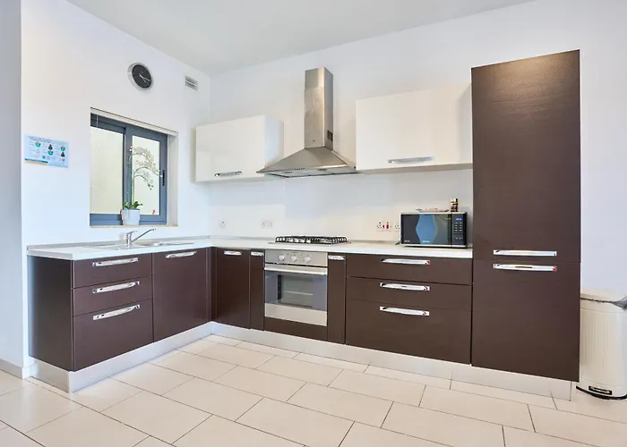 Luxurious Tigne Seafront Escape Gżira